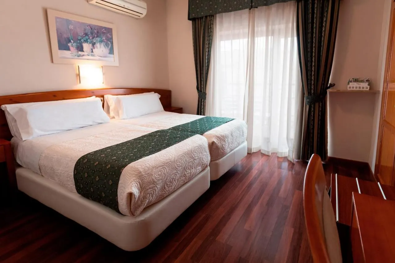 Hotel Alameda מאלגה