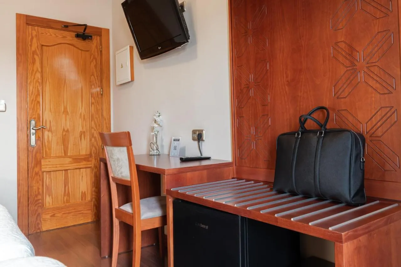 Hotel Alameda מאלגה