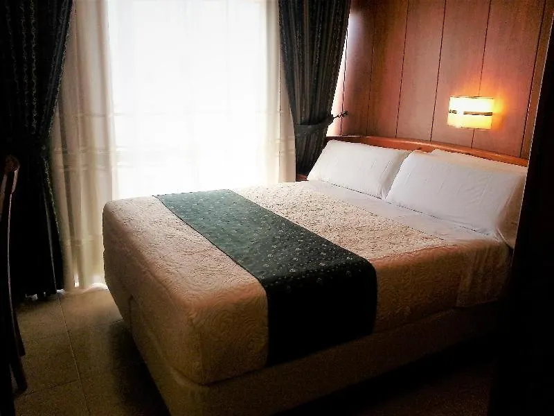 Hotel Alameda מאלגה